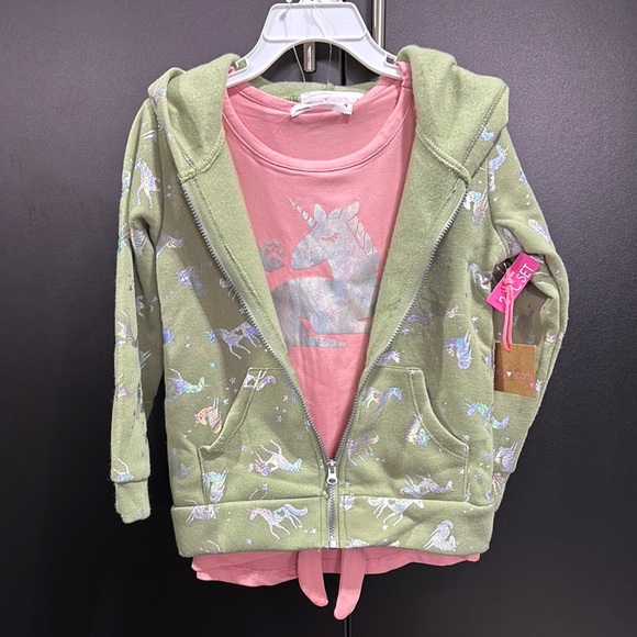 Young Hearts 2.pc. fleece lined hoodie,pouch pocket + short sleeve unicorn top - Picture 1 of 7